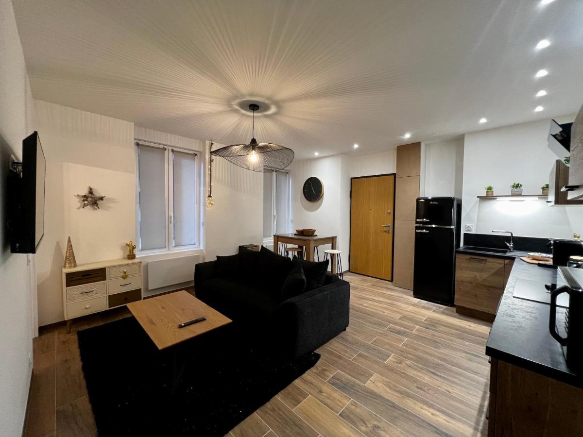 Appartement Cosy Centre Ville Roanne Exterior photo